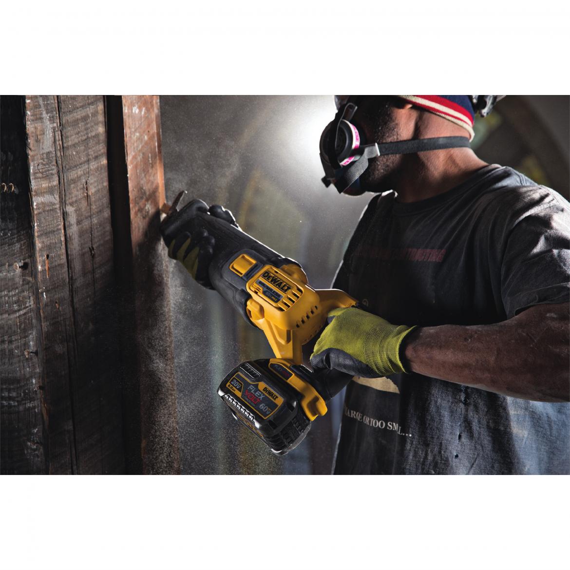 Flexvolt is the industry’s first cordless tool system in which the batteries automatically change voltage when the user switches between tools of varying voltages (20V Max, 60V Max, and 120V Max). According to the company, the system allows jobsites to fully transition from corded to cordless tools.