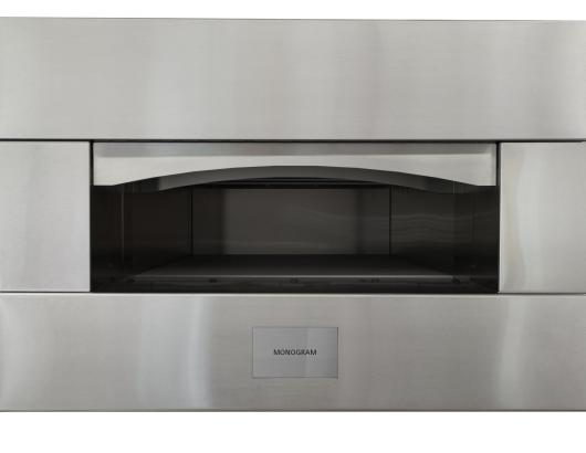 Designed for high-end kitchens, the Monogram pizza oven is spacious enough to fit a pizza peel and incorporates a compact interior ventilation system that requires no special installation. It offers zone-controlled heating and is app-enabled so homeowners may control the appliance from a smartphone.