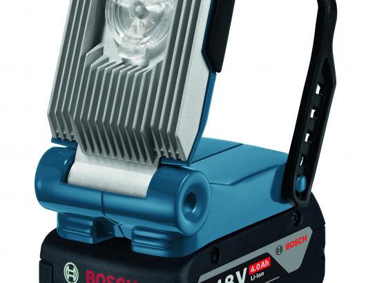This 18-volt work light uses three LEDs to produce 420 lumens. Able to adjust to different angles, it can shine on a specific area or, with a turn of the control dial, provide diffuse light for a larger area. The 6.0-Ah battery offers continuous runtime of more than 13 hours