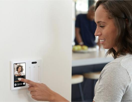 Brilliant home smart speaker camera