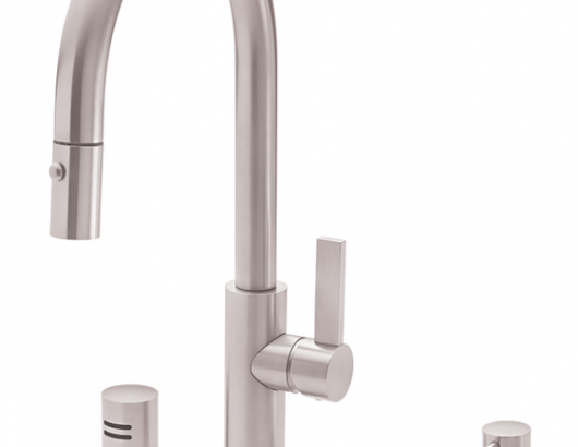 Featuring solid brass construction, the Corsano faucet combines the best elements of Italian design—clean, streamlined lines. It has a high-arc spout, a blade handle, and an ergonomic pull-down spray head. A magnetic dock allows for easy return, and users can seamlessly toggle between single-stream and spray modes. The faucet can be customized in the company’s selection of more than 30 finishes, including 15 PVD options.