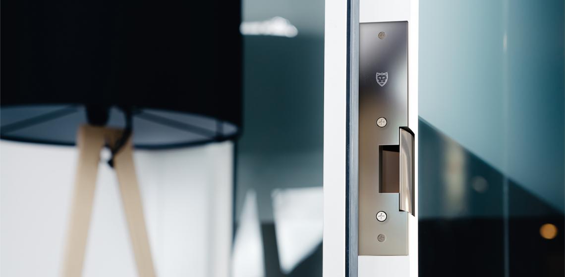 Smart home door lock