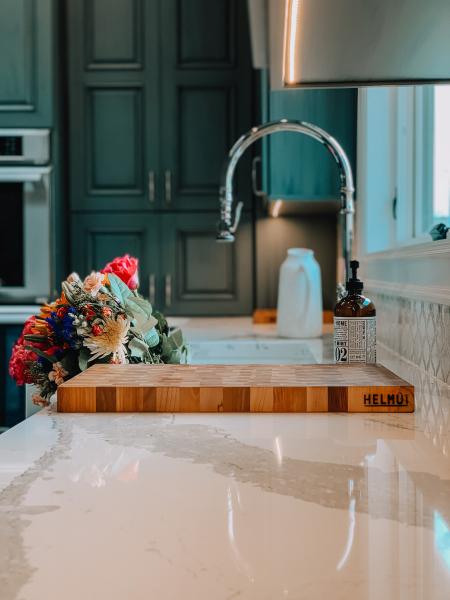 Quartz countertops are a 2023 kitchen design trend 